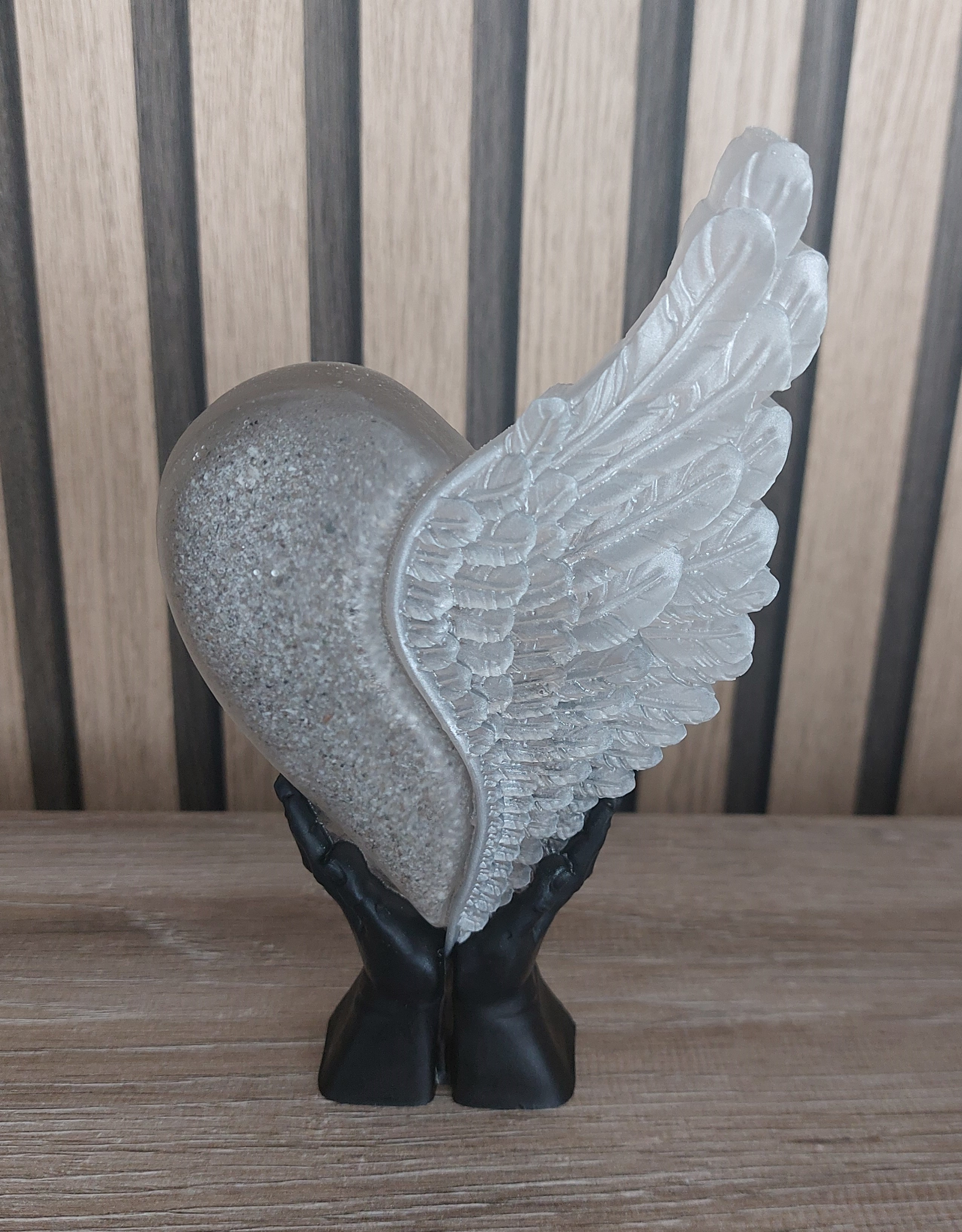 Beschermd hart met vleugel - foto 2